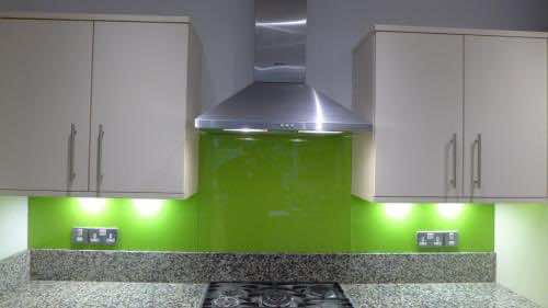 Lime-Green-Glass-Splashback-2560x1440