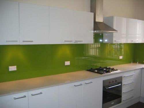 lime-green-glass-splashback-glass-direct-australia-imgc4616a5605a192e8 4-8058-1-3fb63c6